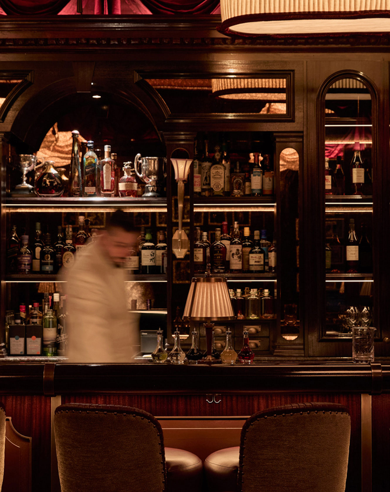 Nellies Tavern - Simpson's In The Stand